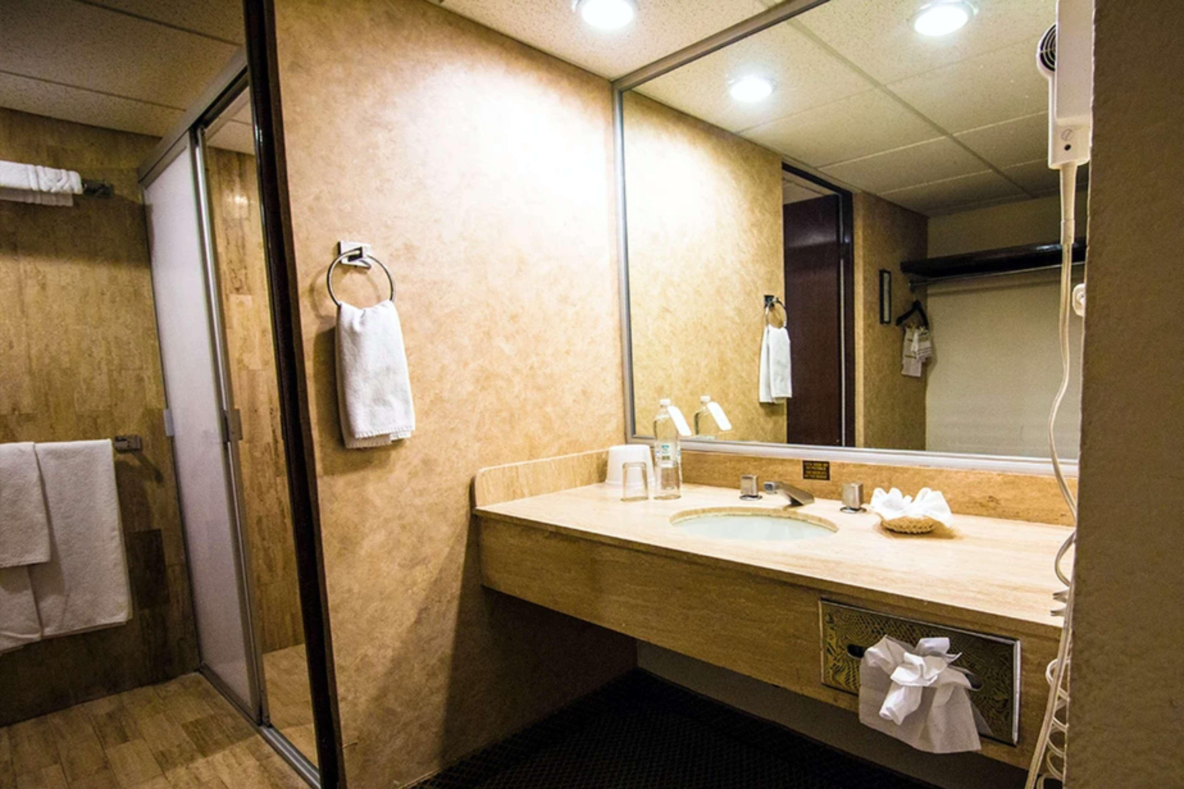 Best Western Posada Del Rio Gomez Palacio Dış mekan fotoğraf