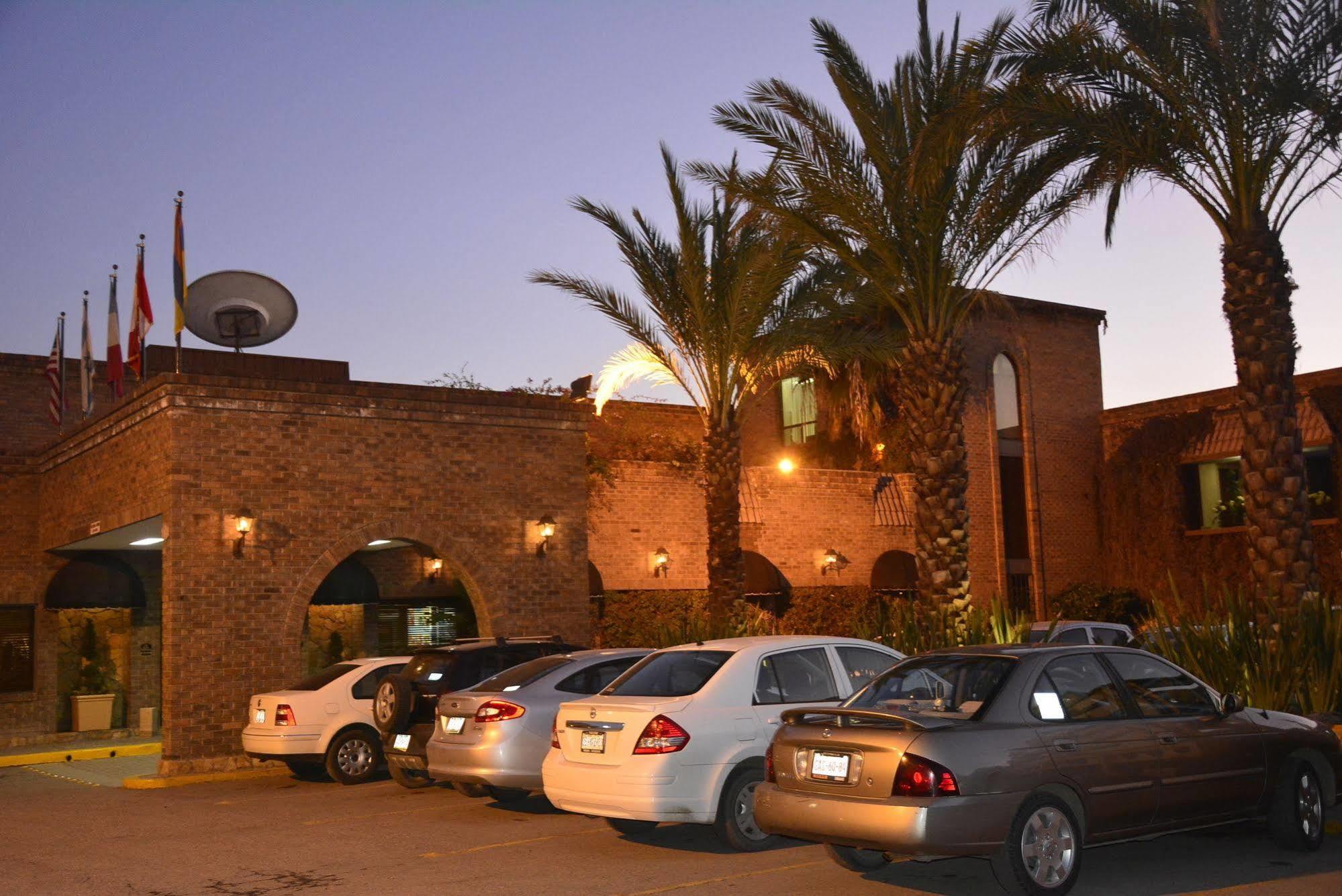 Best Western Posada Del Rio Gomez Palacio Dış mekan fotoğraf